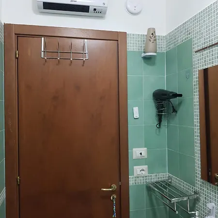 ベッド・アンド・ブレックファスト Galateo *